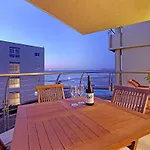 Lagoon Beach 231 By Hostagents